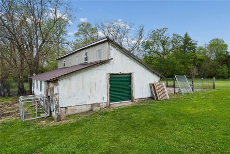 2375 55th Street Drive Vinton IA 52349