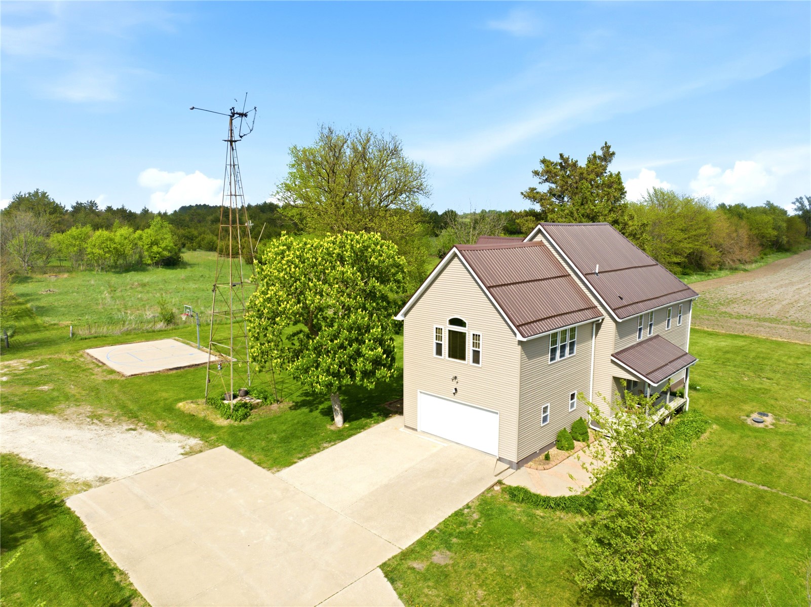 2375 55th Street Drive Vinton IA 52349