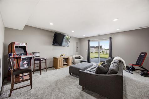 1822 Wycliffe Court SW Cedar Rapids IA 52404