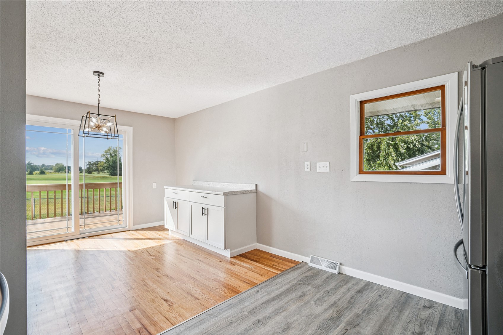 4417 Twin Pine Drive NE Cedar Rapids IA 52402