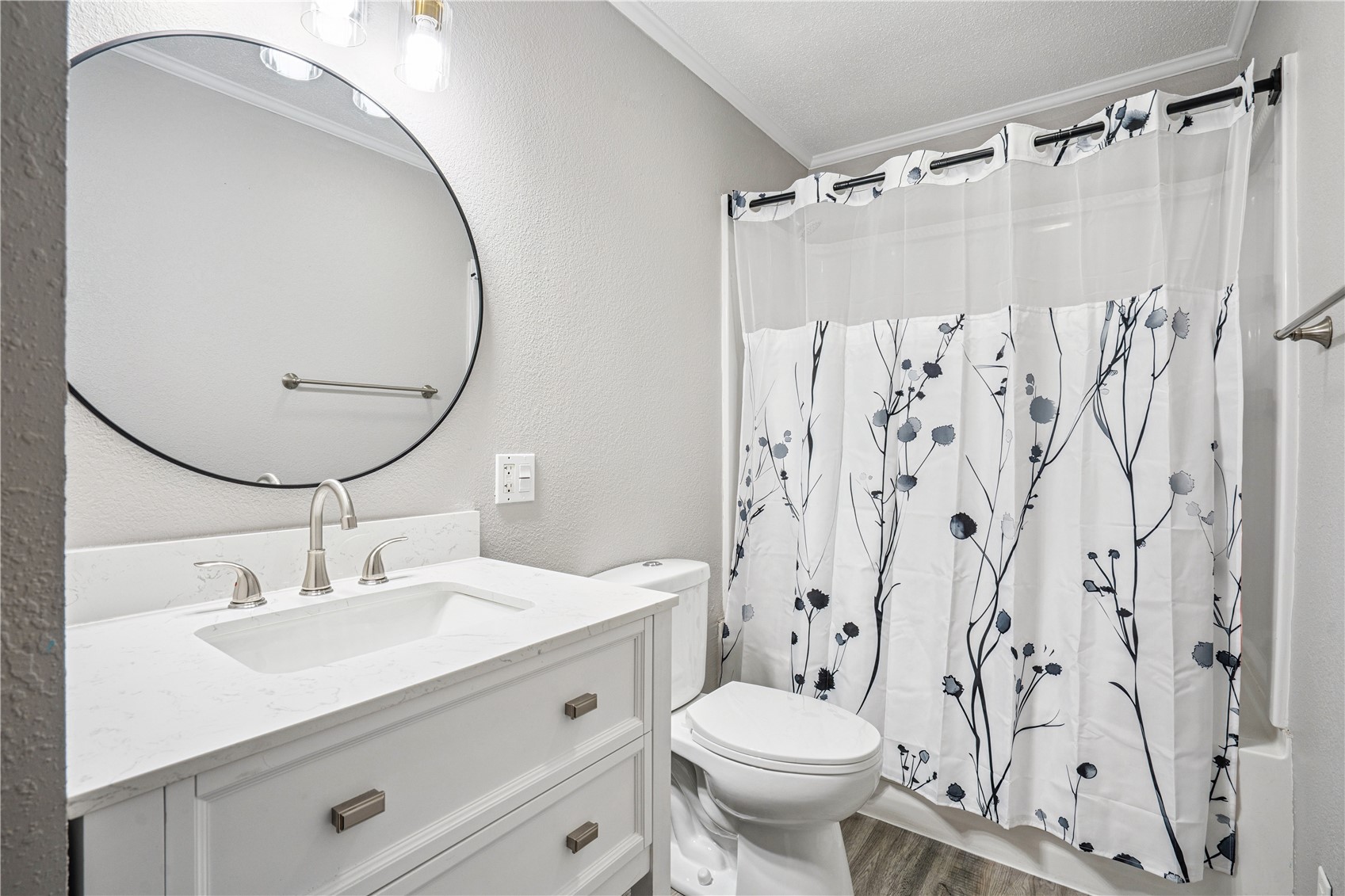 4417 Twin Pine Drive NE Cedar Rapids IA 52402