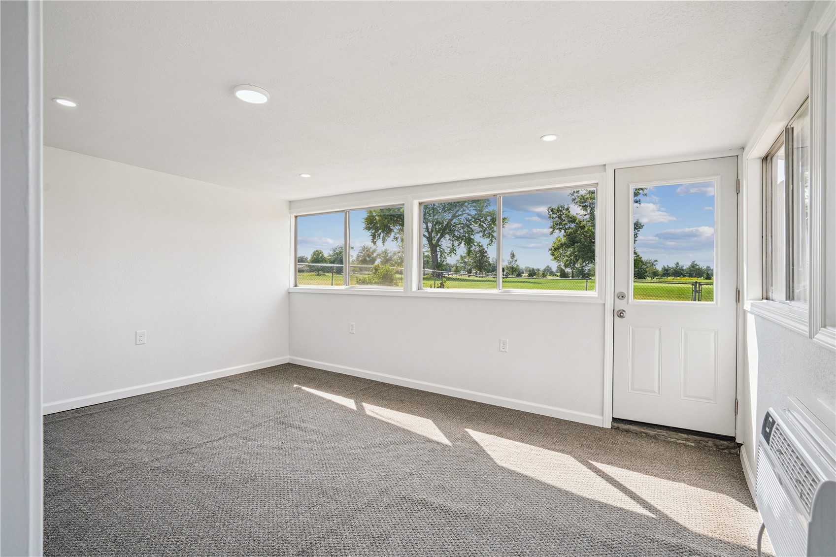 4417 Twin Pine Drive NE Cedar Rapids IA 52402