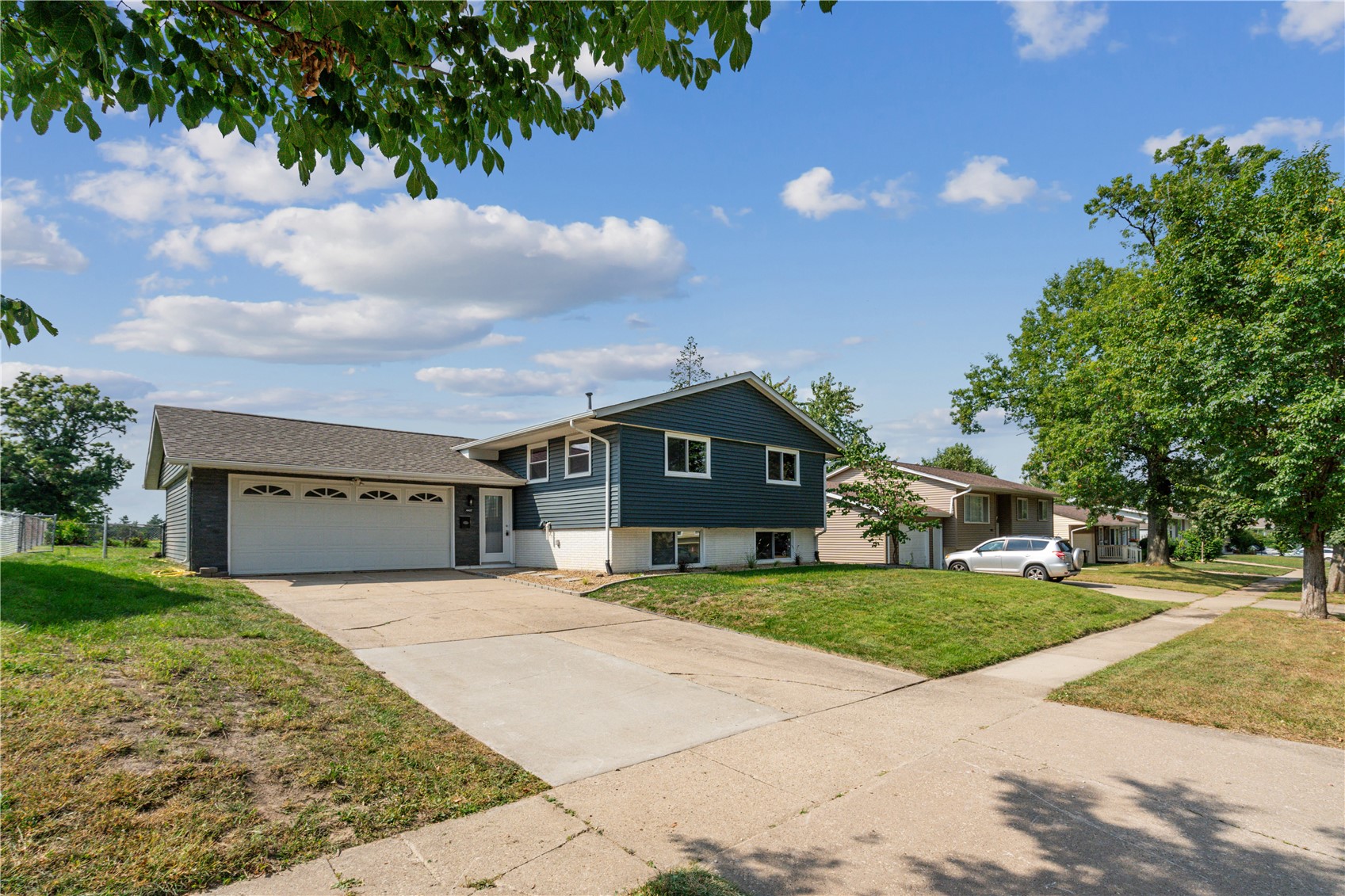 4417 Twin Pine Drive NE Cedar Rapids IA 52402
