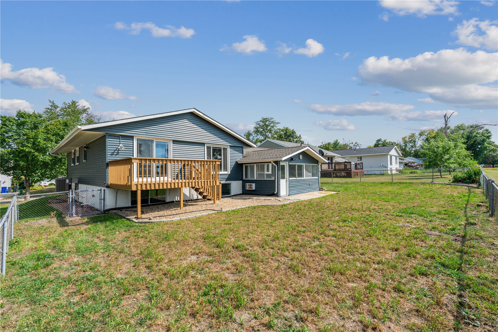 4417 Twin Pine Drive NE Cedar Rapids IA 52402