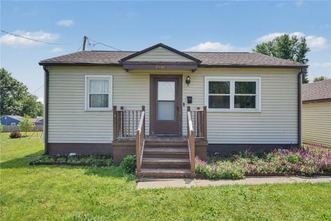 2411 Linwood Street SW Cedar Rapids IA 52404