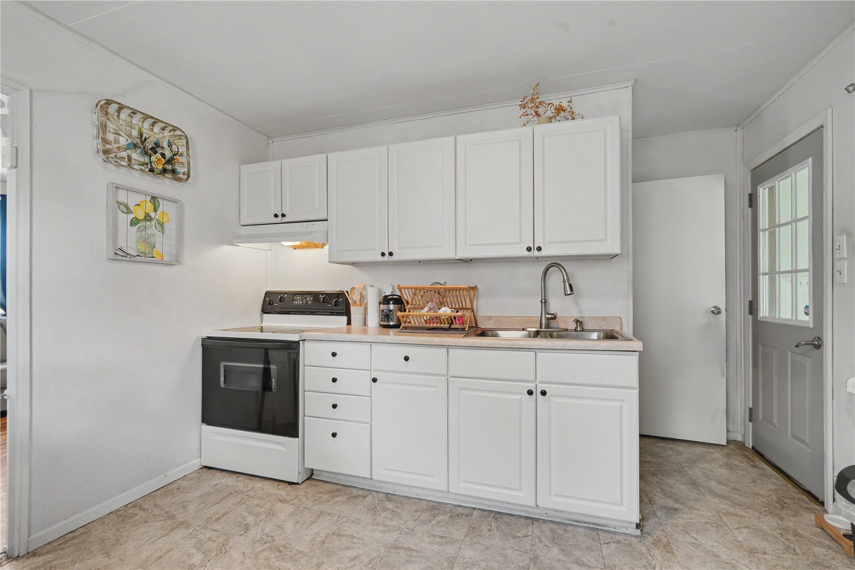 2411 Linwood Street SW Cedar Rapids IA 52404