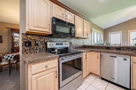 2495 Westwind Lane NE Cedar Rapids IA 52411