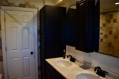 2165 Country Club Drive Marion IA 52302