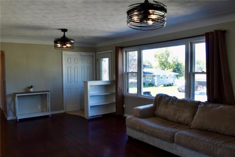 2165 Country Club Drive Marion IA 52302