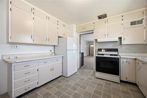 114 E 6th Street Tipton IA 52772