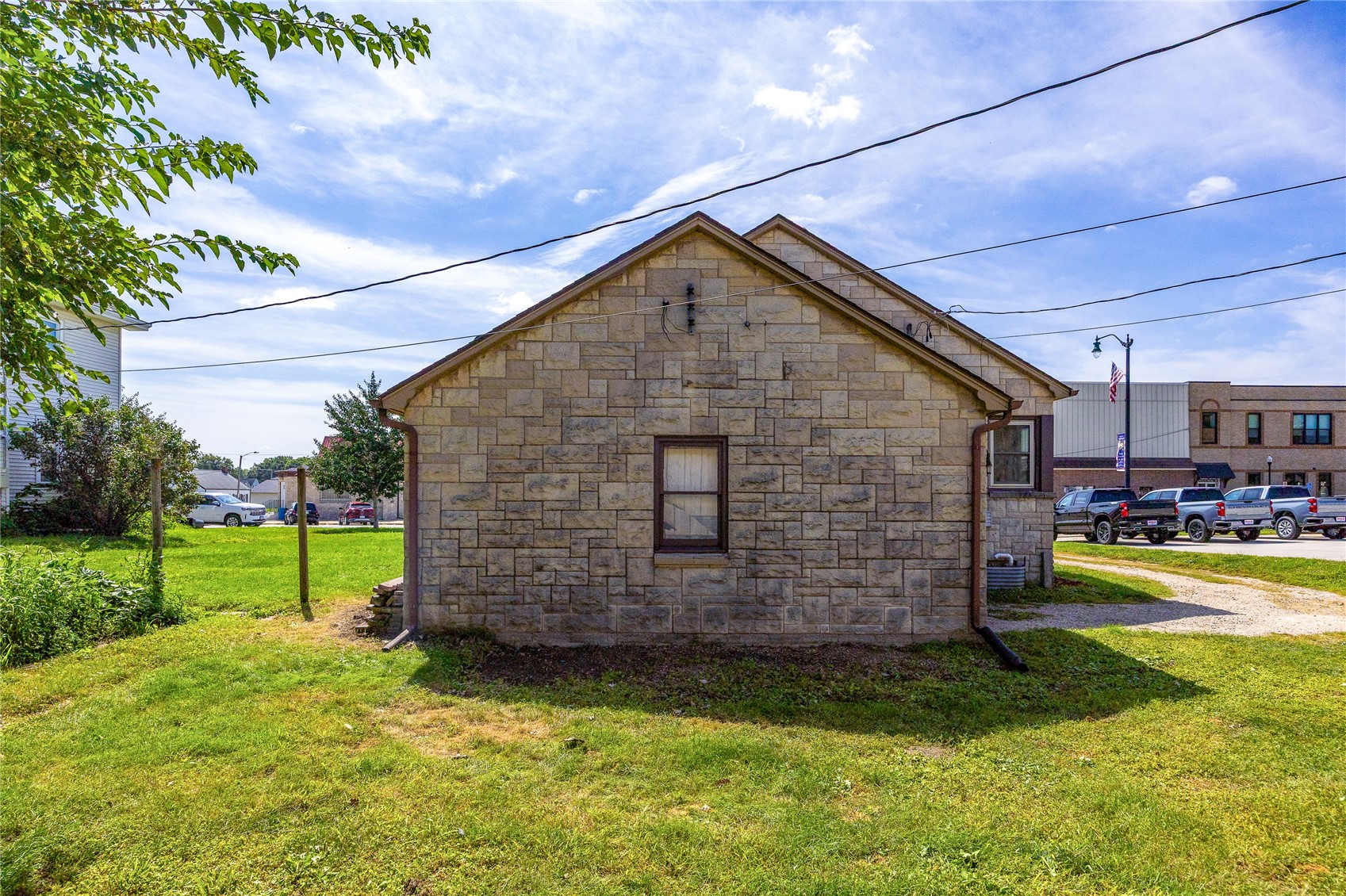 114 E 6th Street Tipton IA 52772