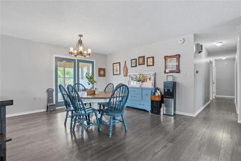 203 N North 9th Avenue Vinton IA 52349