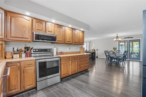 203 N North 9th Avenue Vinton IA 52349