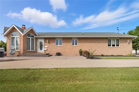 203 N North 9th Avenue Vinton IA 52349
