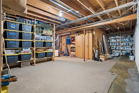 203 N North 9th Avenue Vinton IA 52349