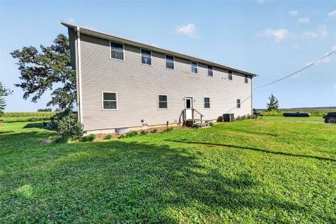 3159 York Avenue Coggon IA 52218