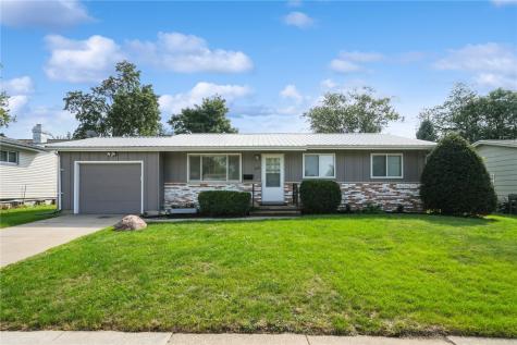 5101 1st Avenue SW Cedar Rapids IA 52405