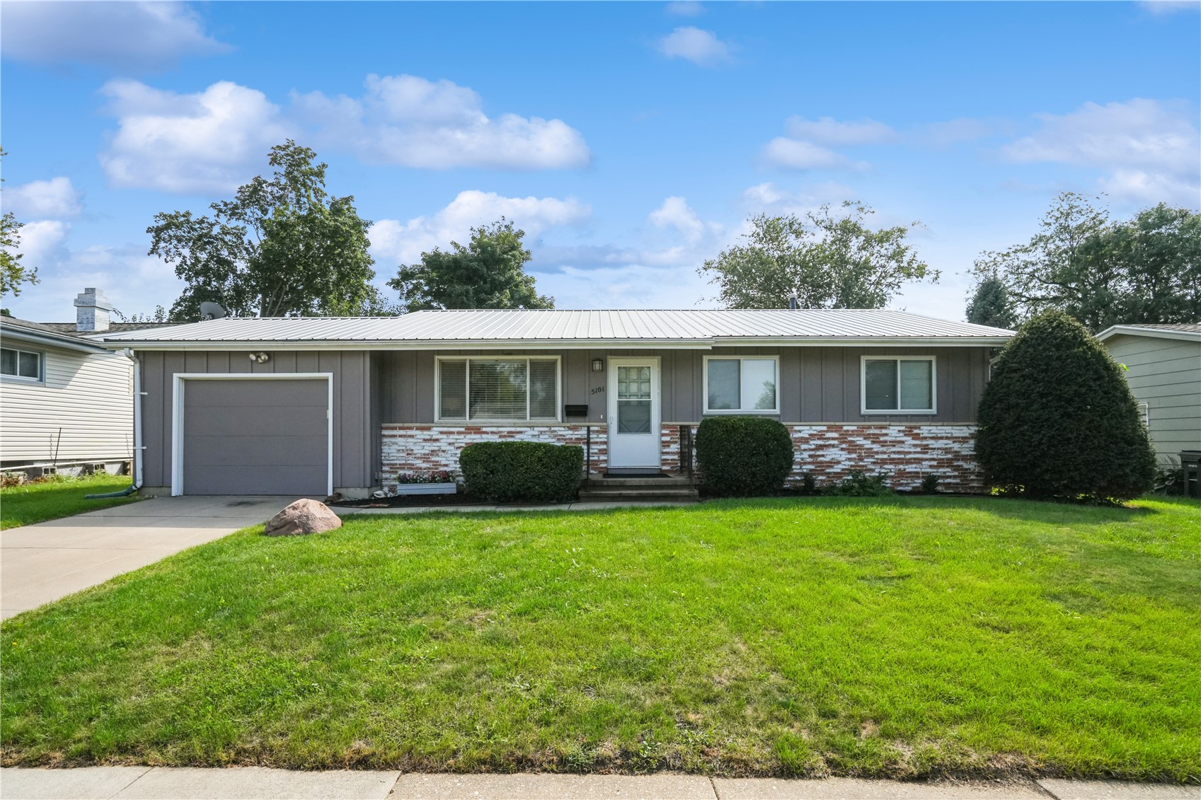 5101 1st Avenue SW Cedar Rapids IA 52405