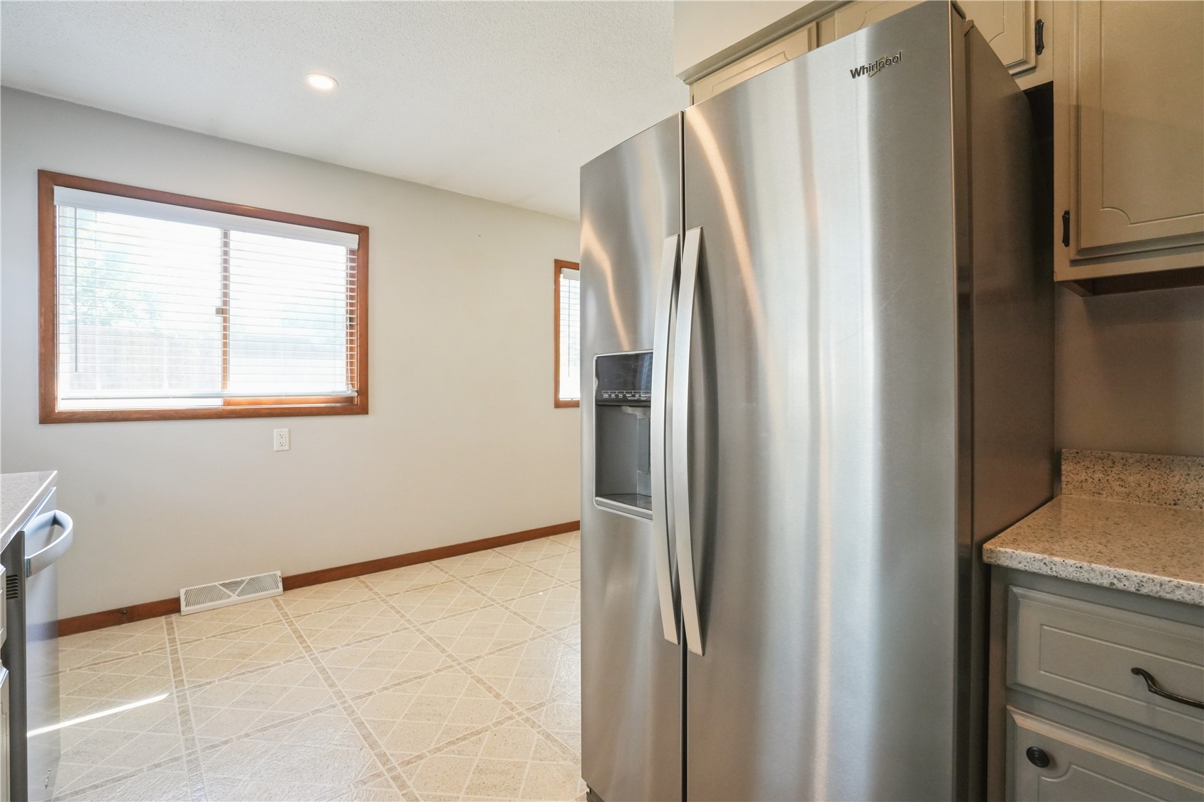 5101 1st Avenue SW Cedar Rapids IA 52405