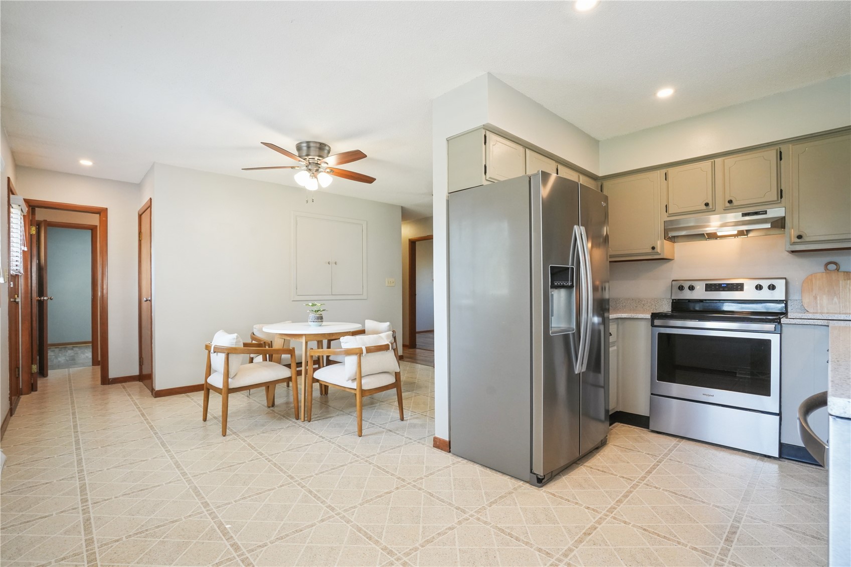 5101 1st Avenue SW Cedar Rapids IA 52405