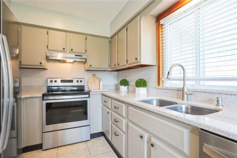 5101 1st Avenue SW Cedar Rapids IA 52405