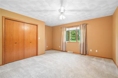 23700 Gombert Drive Anamosa IA 52205