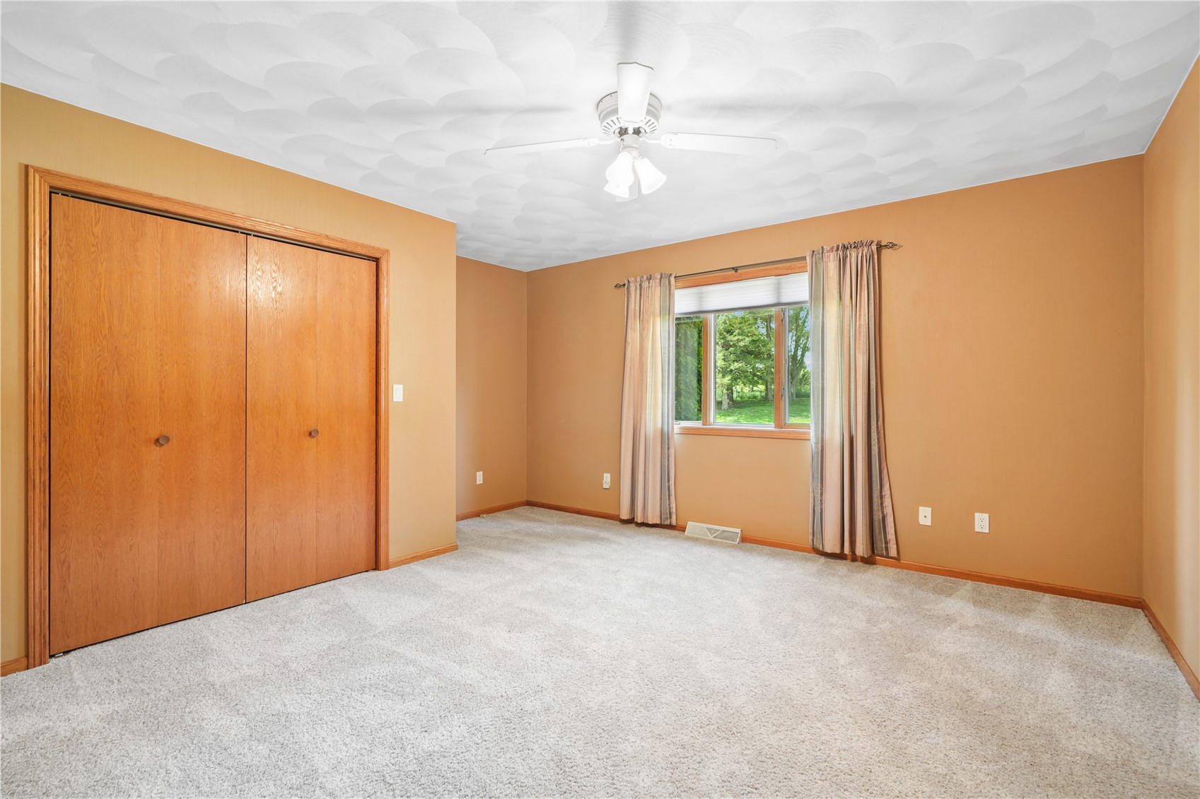 23700 Gombert Drive Anamosa IA 52205