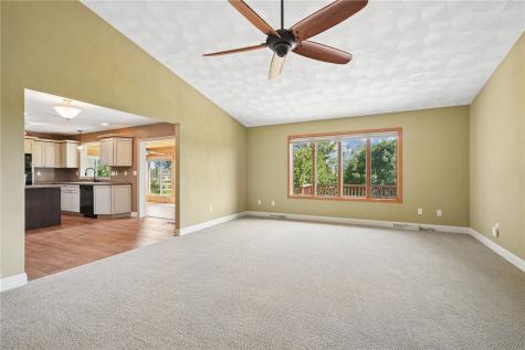 23700 Gombert Drive Anamosa IA 52205