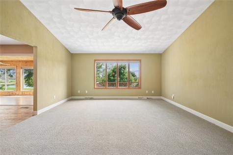 23700 Gombert Drive Anamosa IA 52205