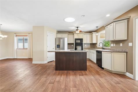 23700 Gombert Drive Anamosa IA 52205