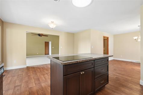 23700 Gombert Drive Anamosa IA 52205