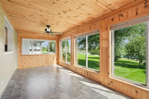 23700 Gombert Drive Anamosa IA 52205
