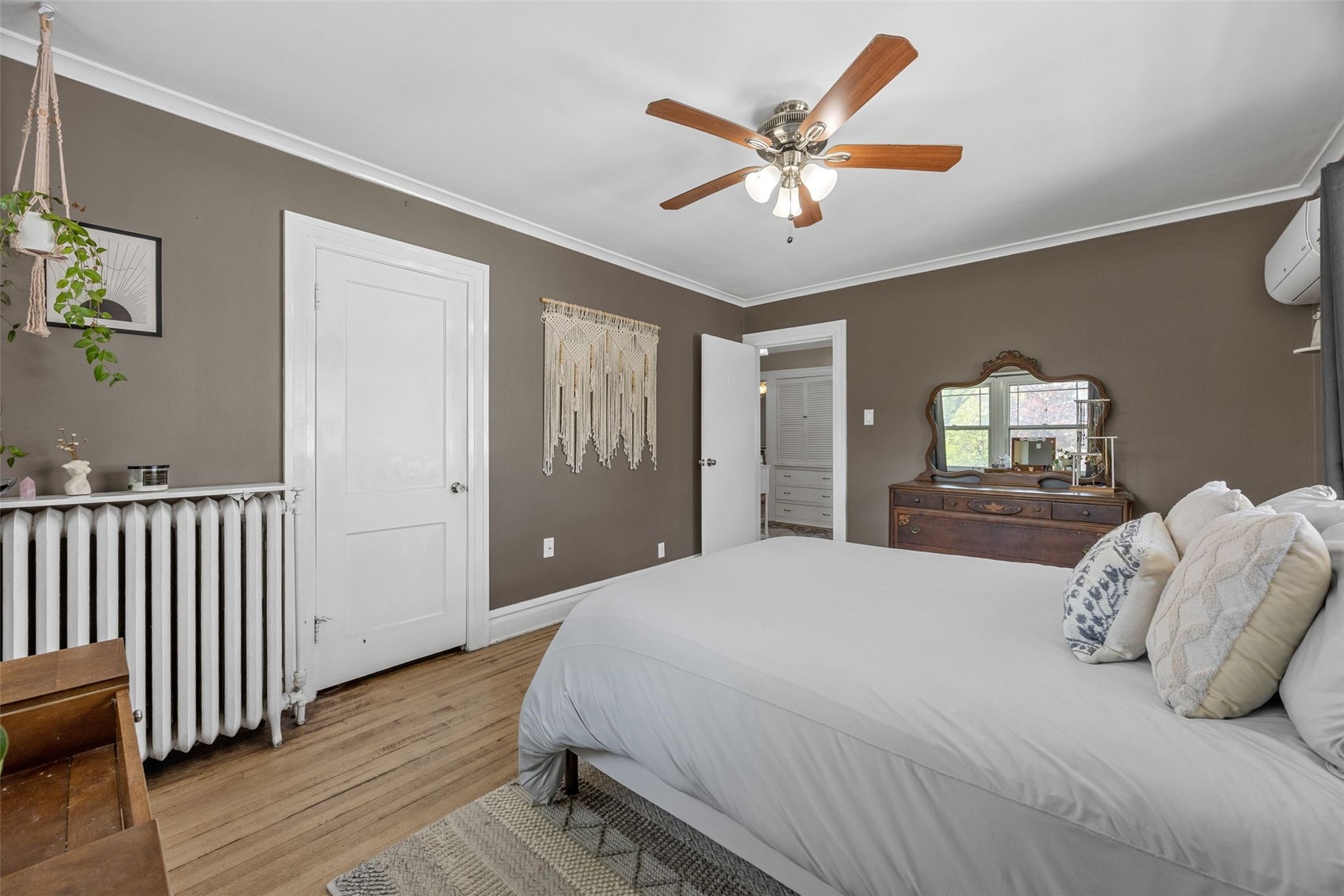 2300 4th Avenue SE Cedar Rapids IA 52403