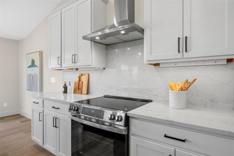 1724 Cloverleaf Court SW Cedar Rapids IA 52404