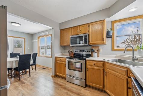 3490 Whitehall Avenue Marion IA 52302