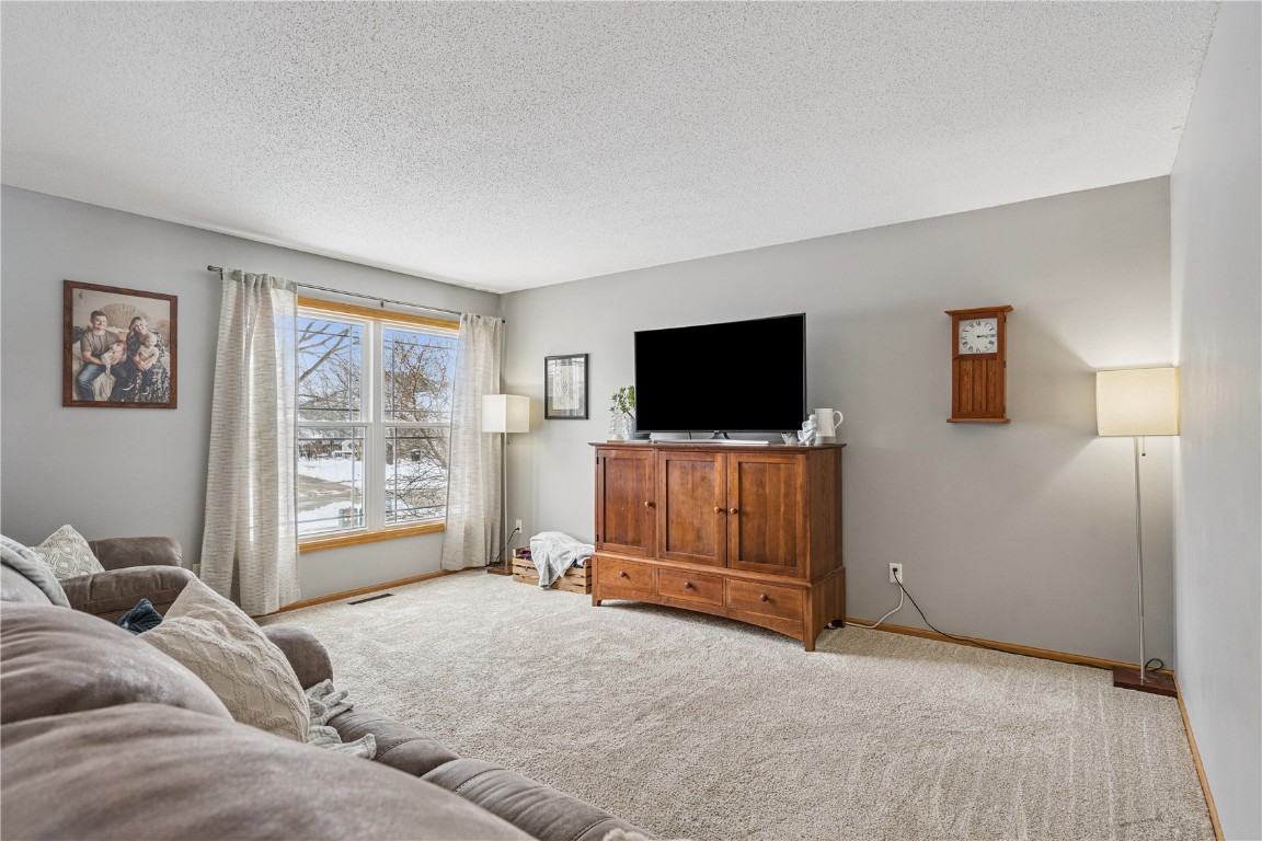 3490 Whitehall Avenue Marion IA 52302