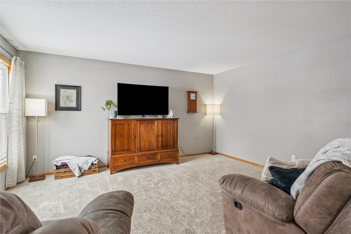 3490 Whitehall Avenue Marion IA 52302