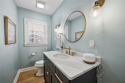 2432 4th Avenue SE Cedar Rapids IA 52403