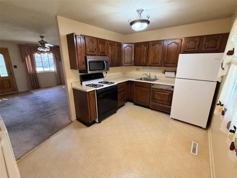 280 Owen Street NW Cedar Rapids IA 52405