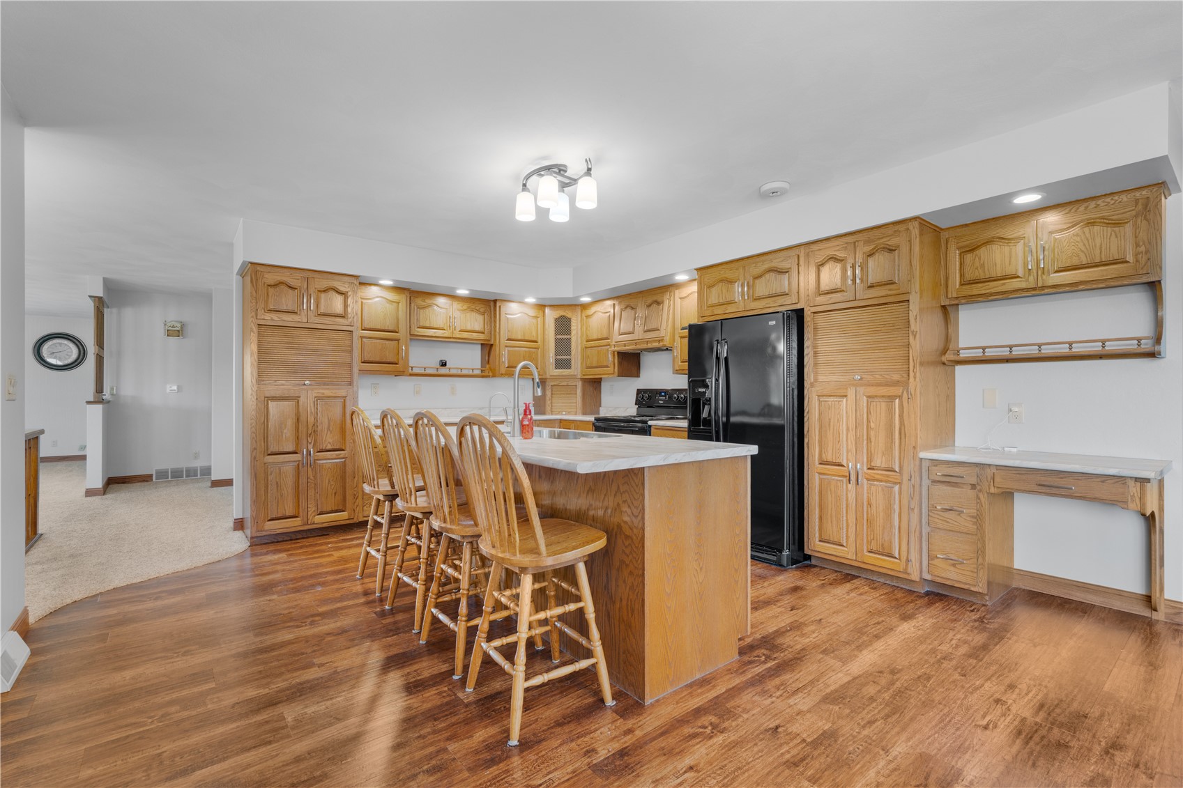 1693 265th Avenue Earlville IA 52041