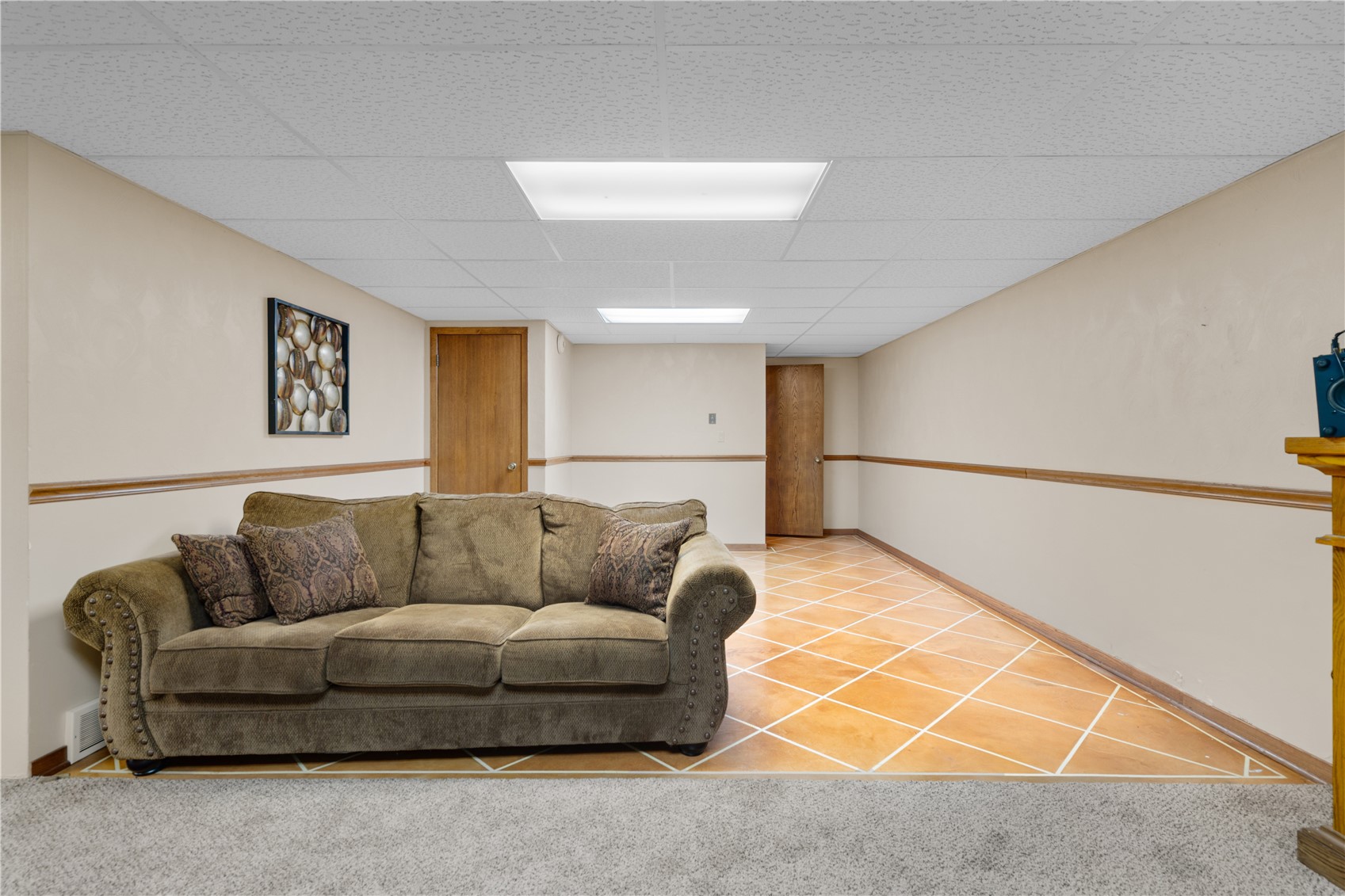1693 265th Avenue Earlville IA 52041