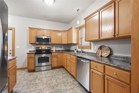 1001 H NW Cedar Rapids IA 52405