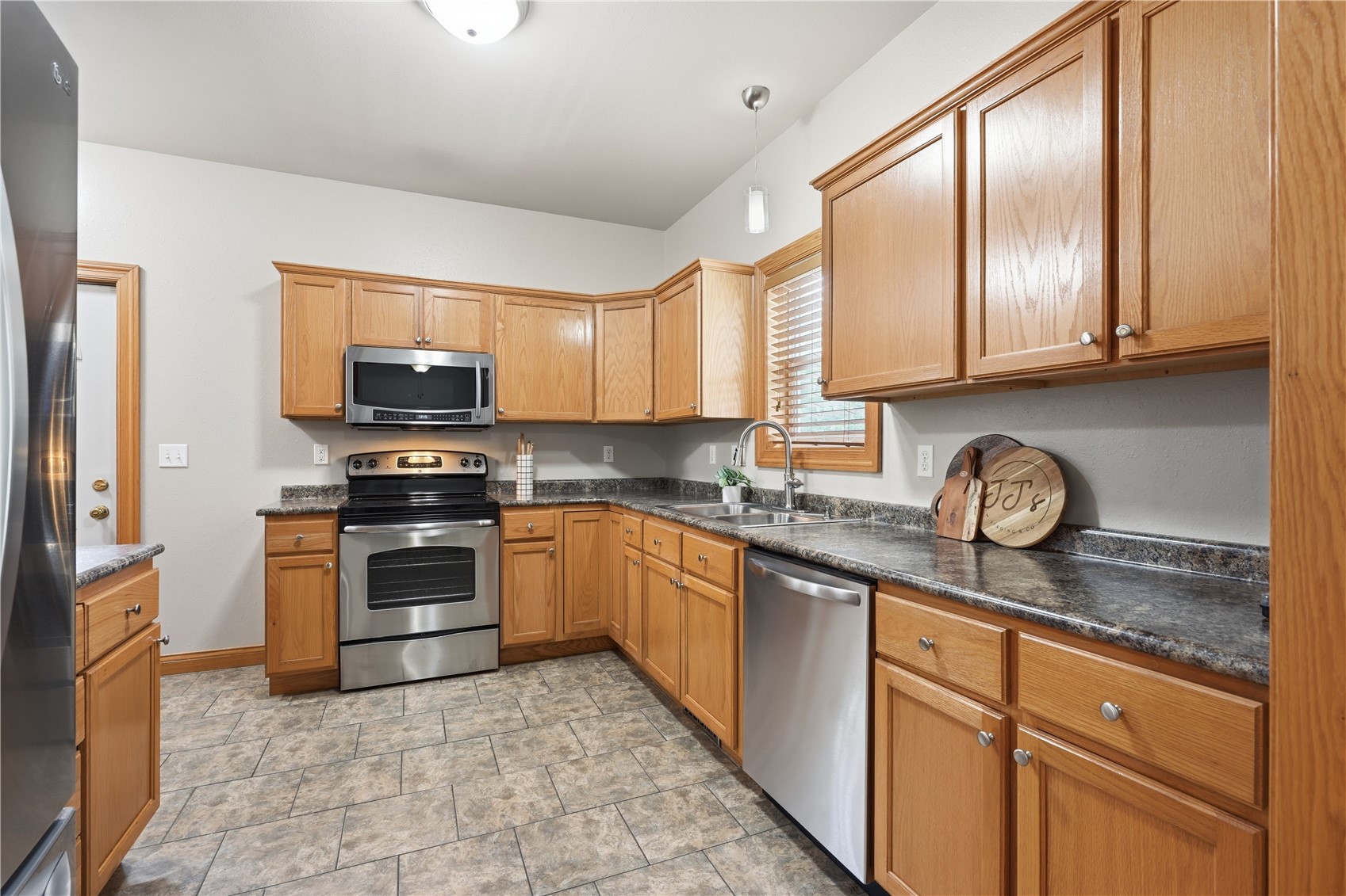 1001 H NW Cedar Rapids IA 52405