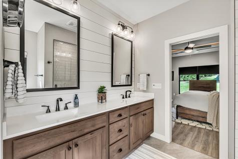 2908 Diamond Mil Circle Coralville IA 52241