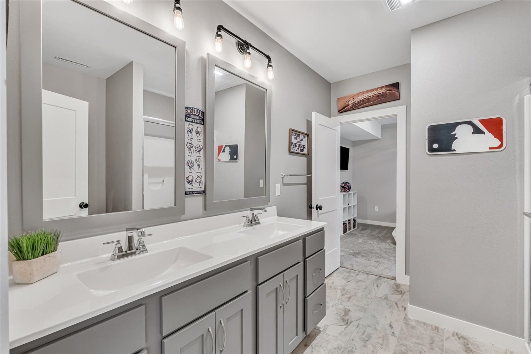 2908 Diamond Mil Circle Coralville IA 52241