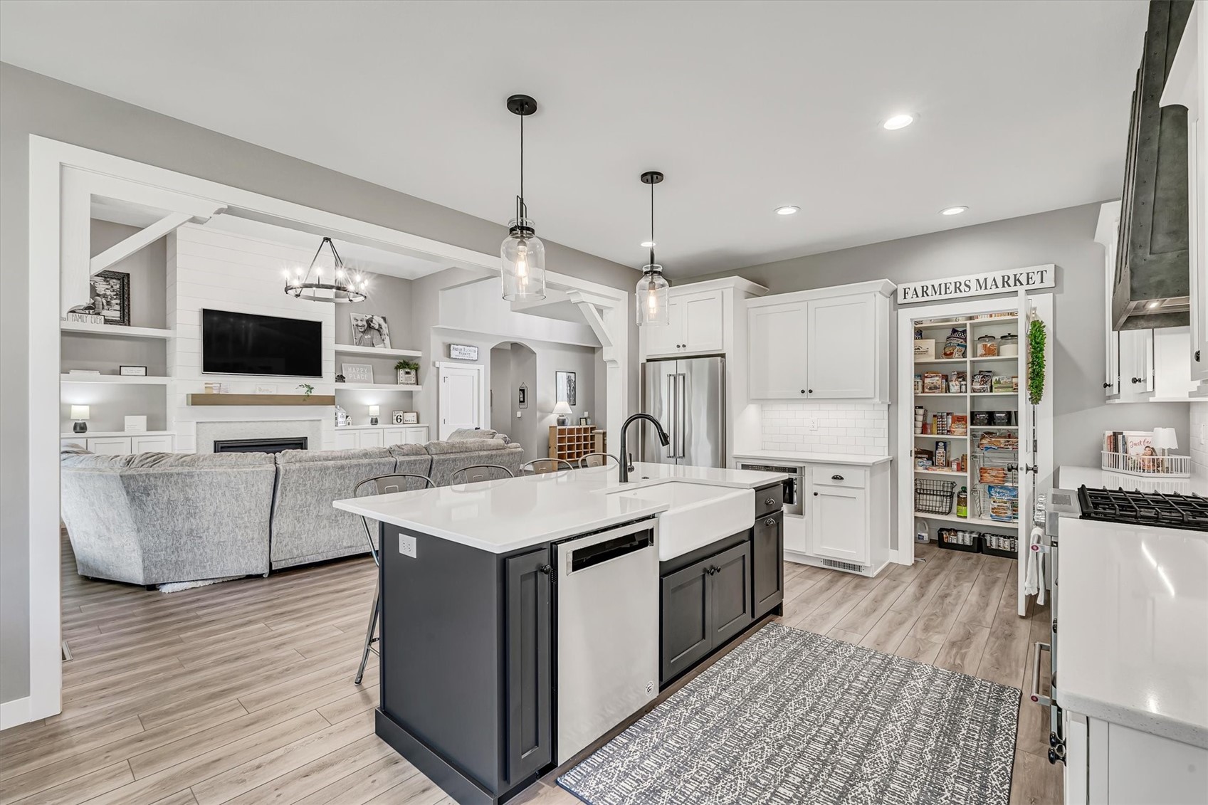 2908 Diamond Mil Circle Coralville IA 52241
