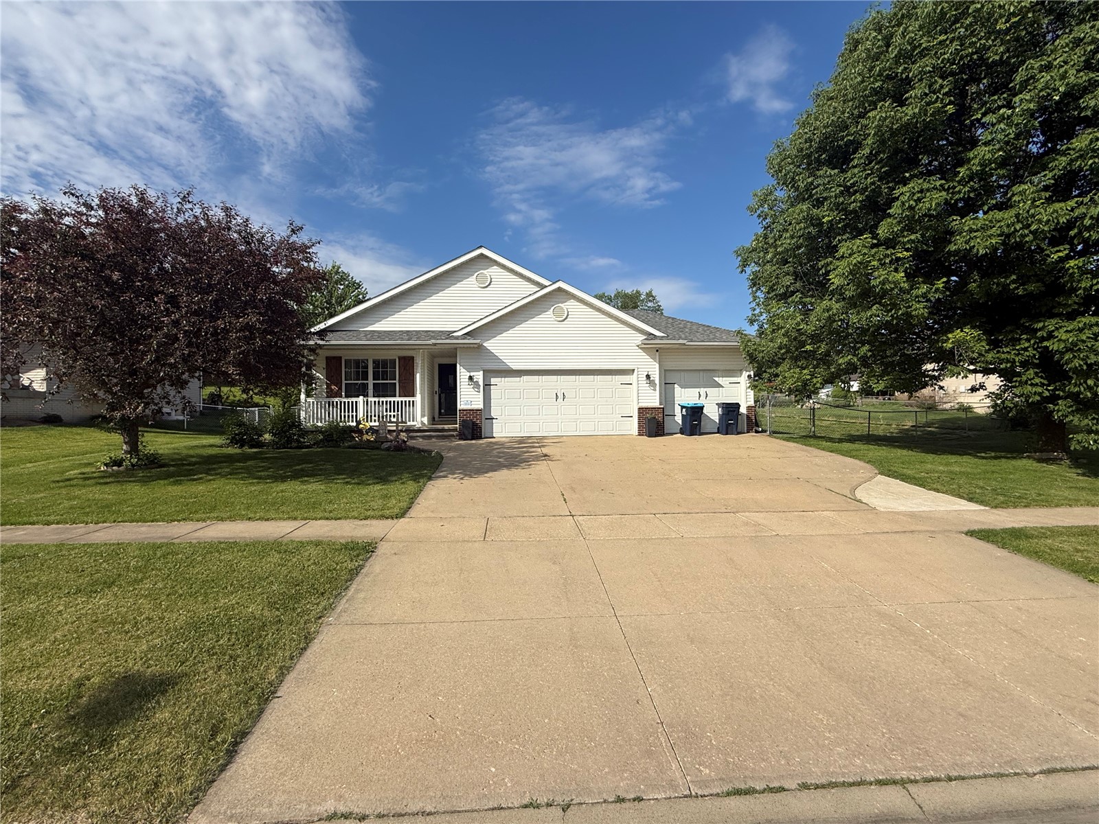 221 Orchard Street SW Swisher IA 52338