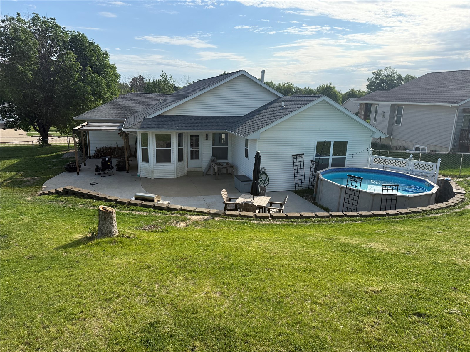 221 Orchard Street SW Swisher IA 52338