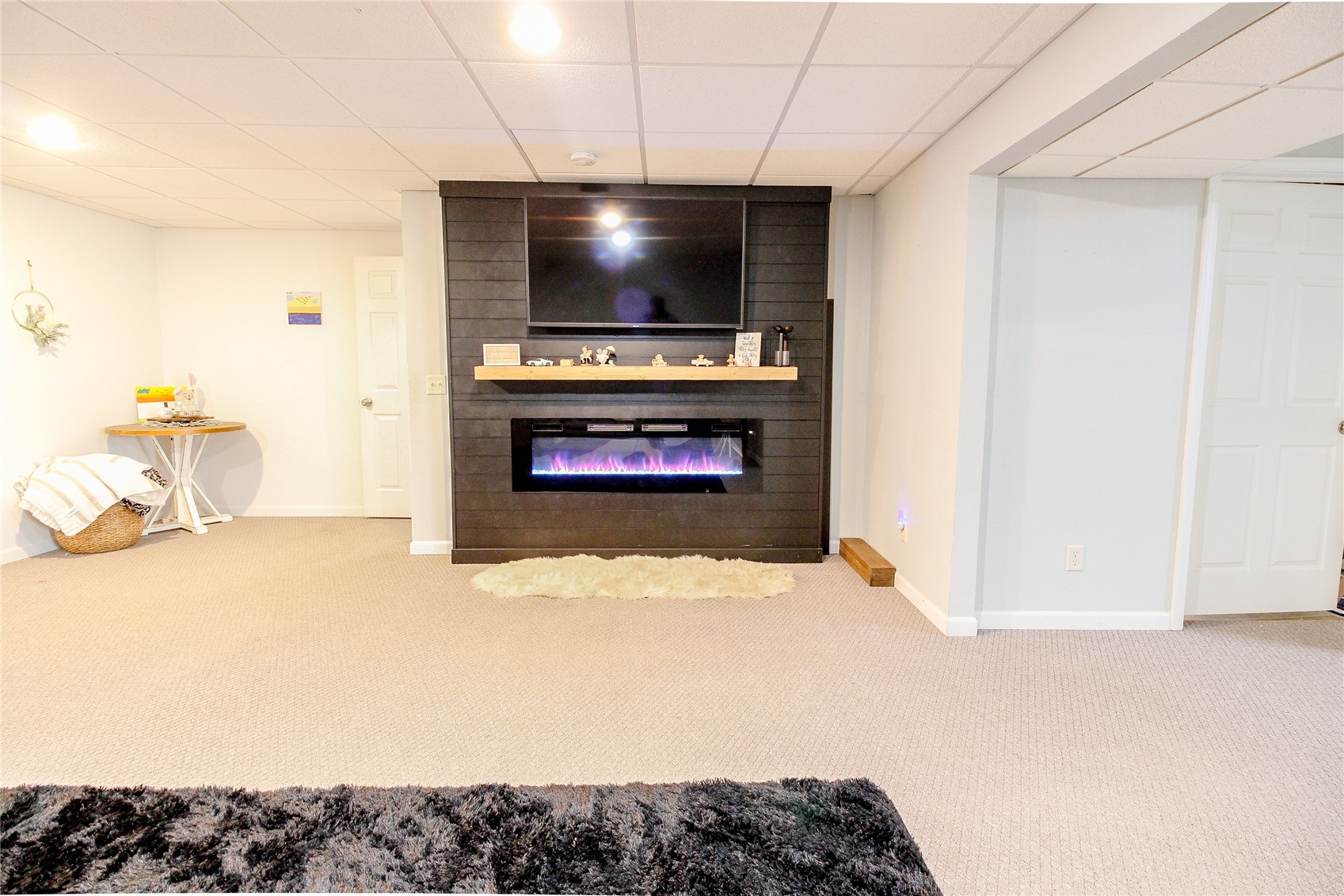 221 Orchard Street SW Swisher IA 52338