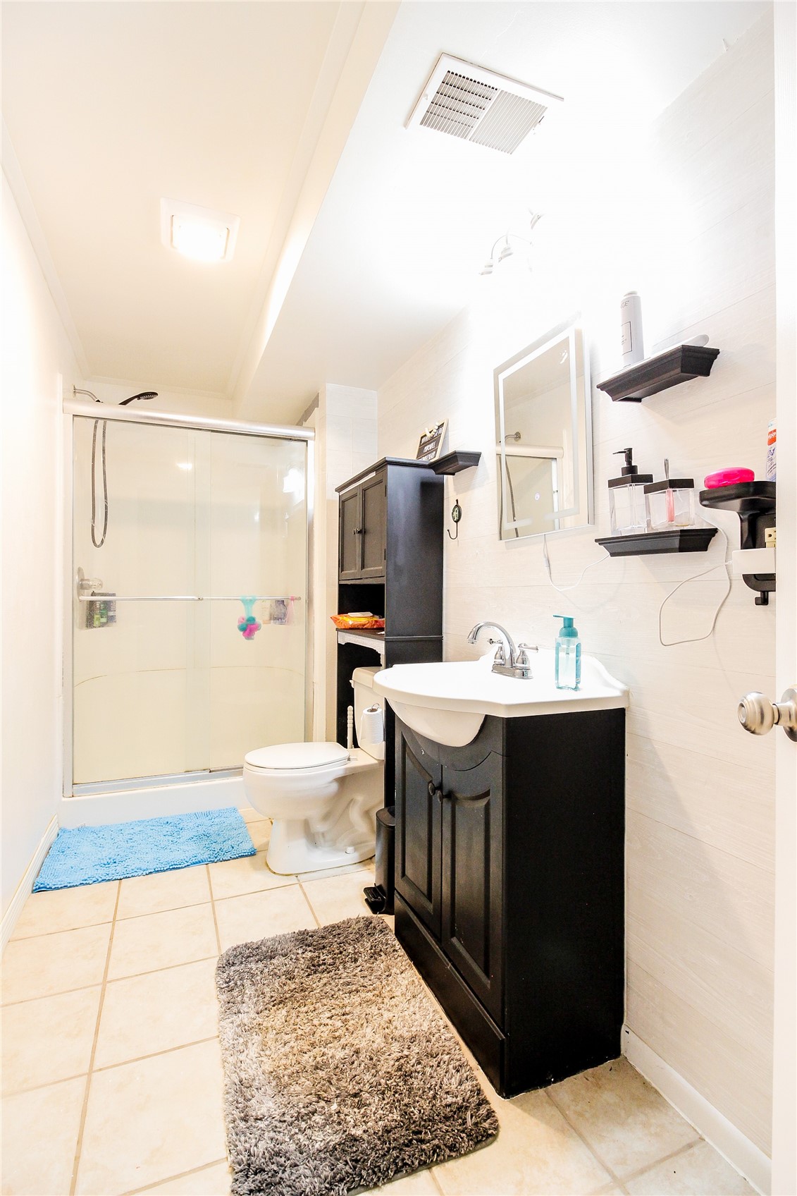 221 Orchard Street SW Swisher IA 52338